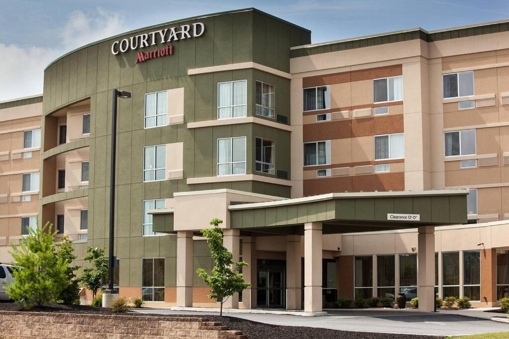 Courtyard by Marriott York Main image 1